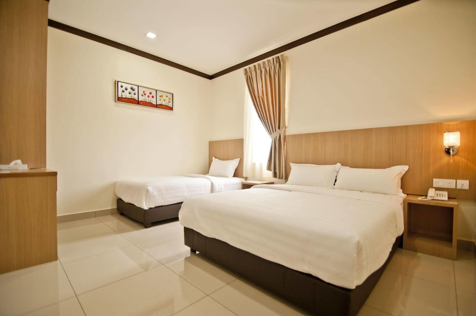Hotel Setia Keluang Exterior foto